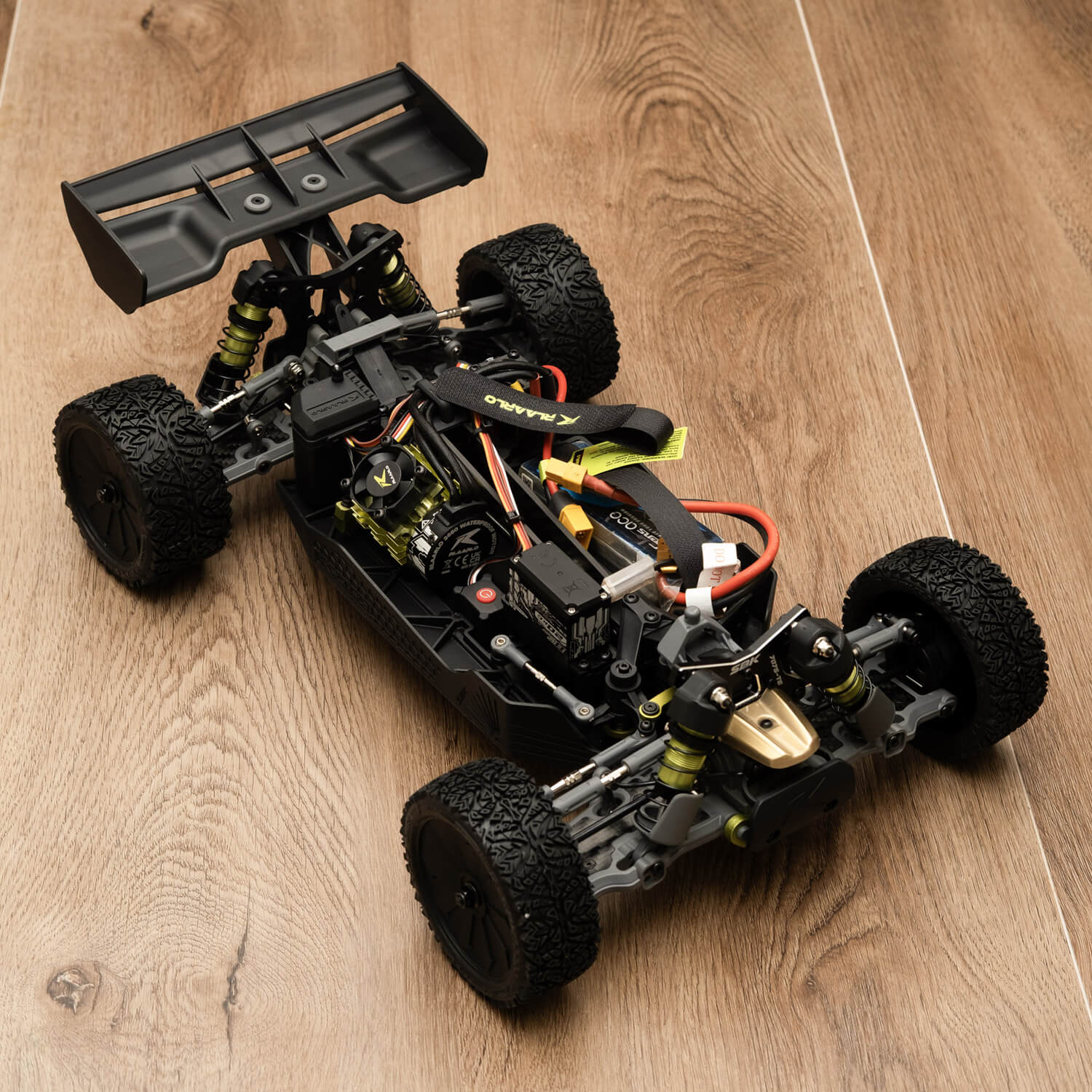 Rlaarlo Storm Breaker 1/10 Brushless RTR 4WD Buggy - Image 4